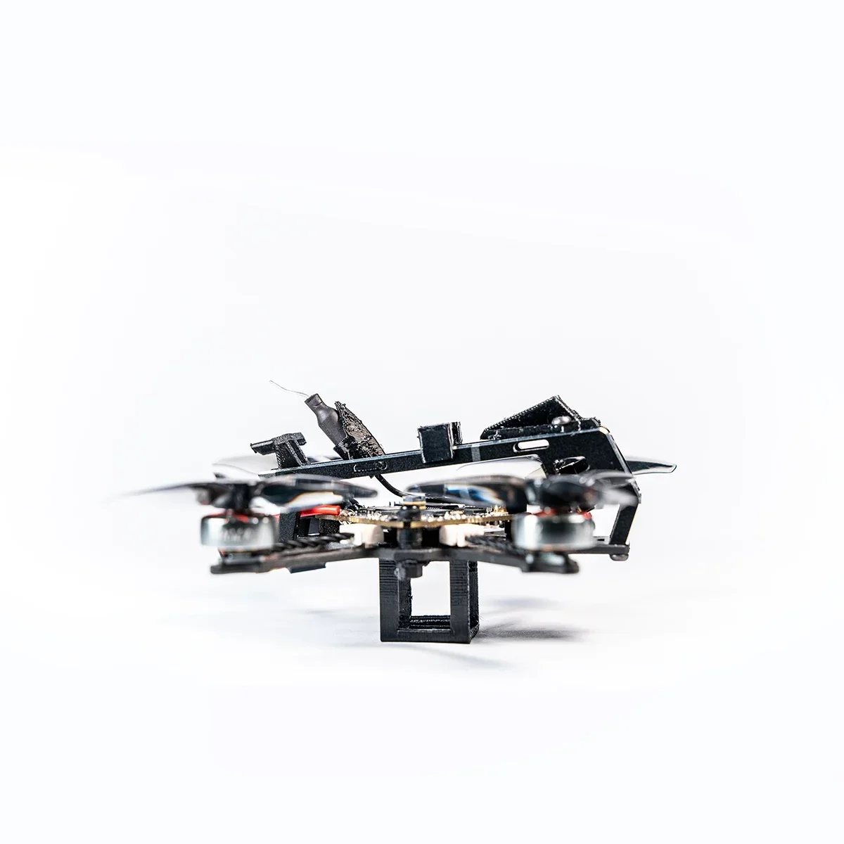 HGLRC Draknight 2inch 2S FPV T - đánh giá và giá Micro Fpv Quad