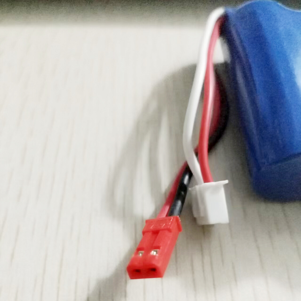 18500 7.4V 1100mAh JST 15C Bat - đánh giá và giá Drone Mjx Rc